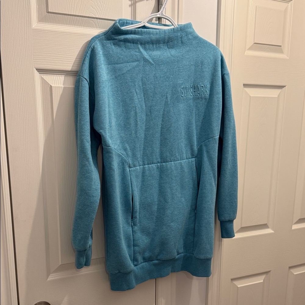 Gymshark Women's Blue pullover Sweater